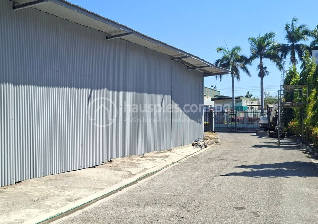 commercial Industrial/Manufacturing for rent dans Gordons ID 32064 3