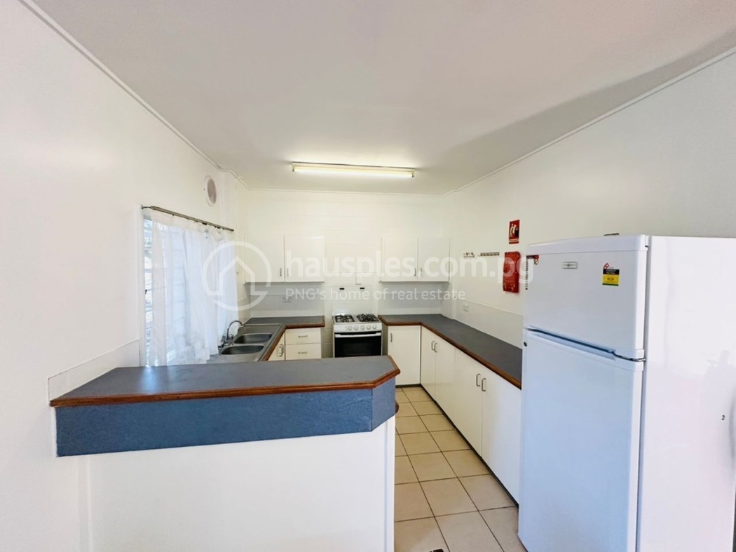 residential Apartment for rent ใน Boroko รหัส 32063 7