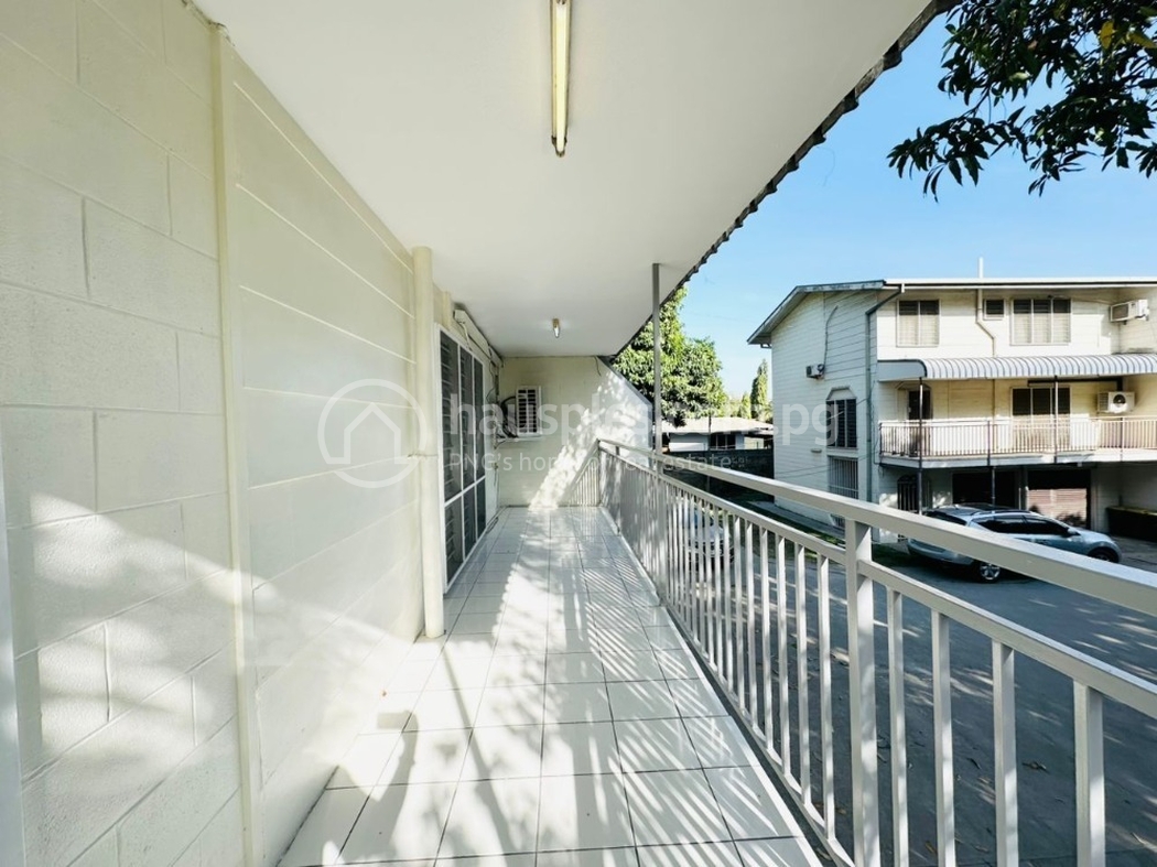 residential Apartment for rent ใน Boroko รหัส 32063 8