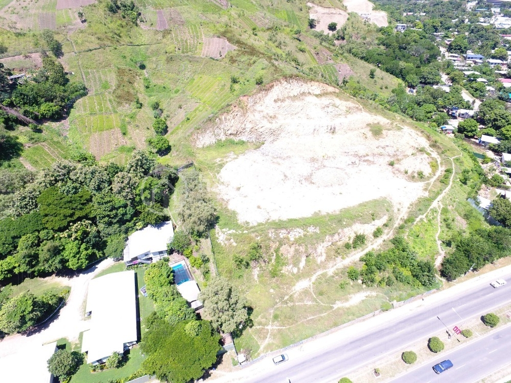 commercial Land for sale ใน Hohola รหัส 32050 5