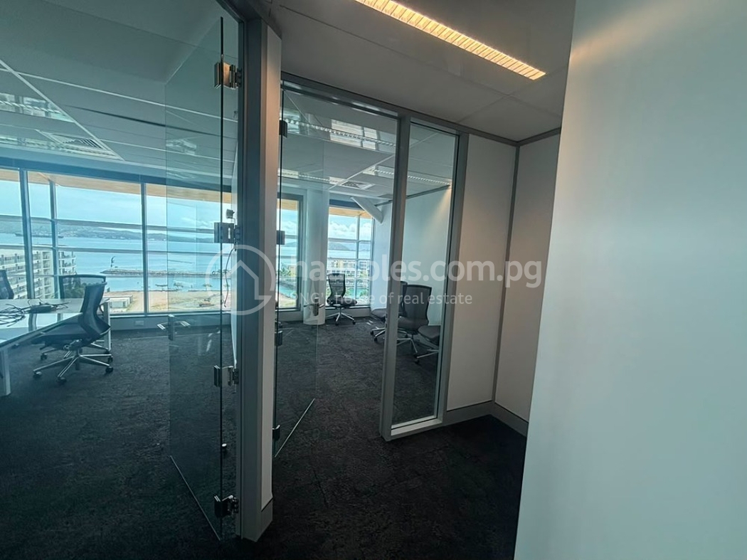 commercial Offices for rent dans Konedobu ID 32060 12