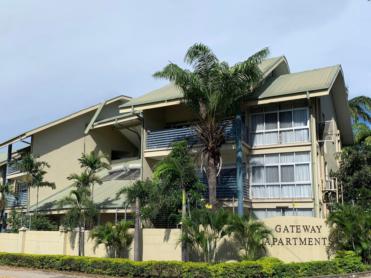 Gateway Hotel & Apartments - Coral Sea Hotels for rent ใน 7 mile รหัส 13114 1