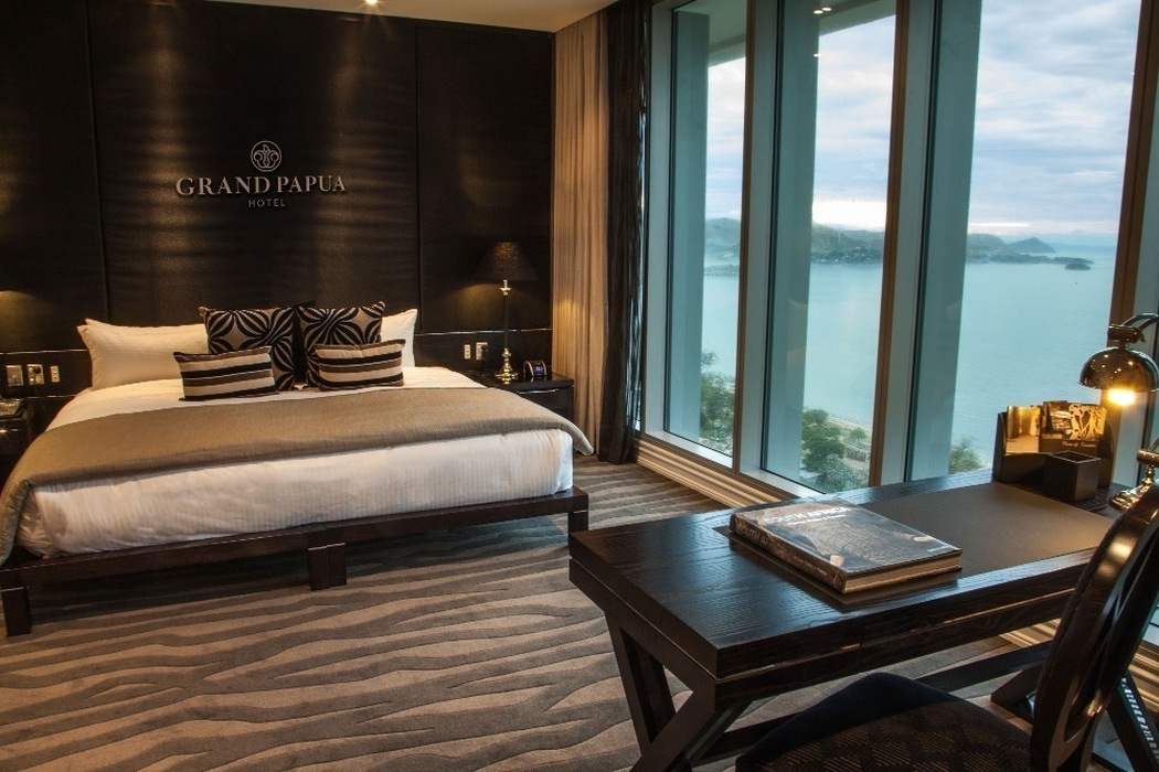 Executive suite | Seaview & harbour view | Grand Papua Hotel