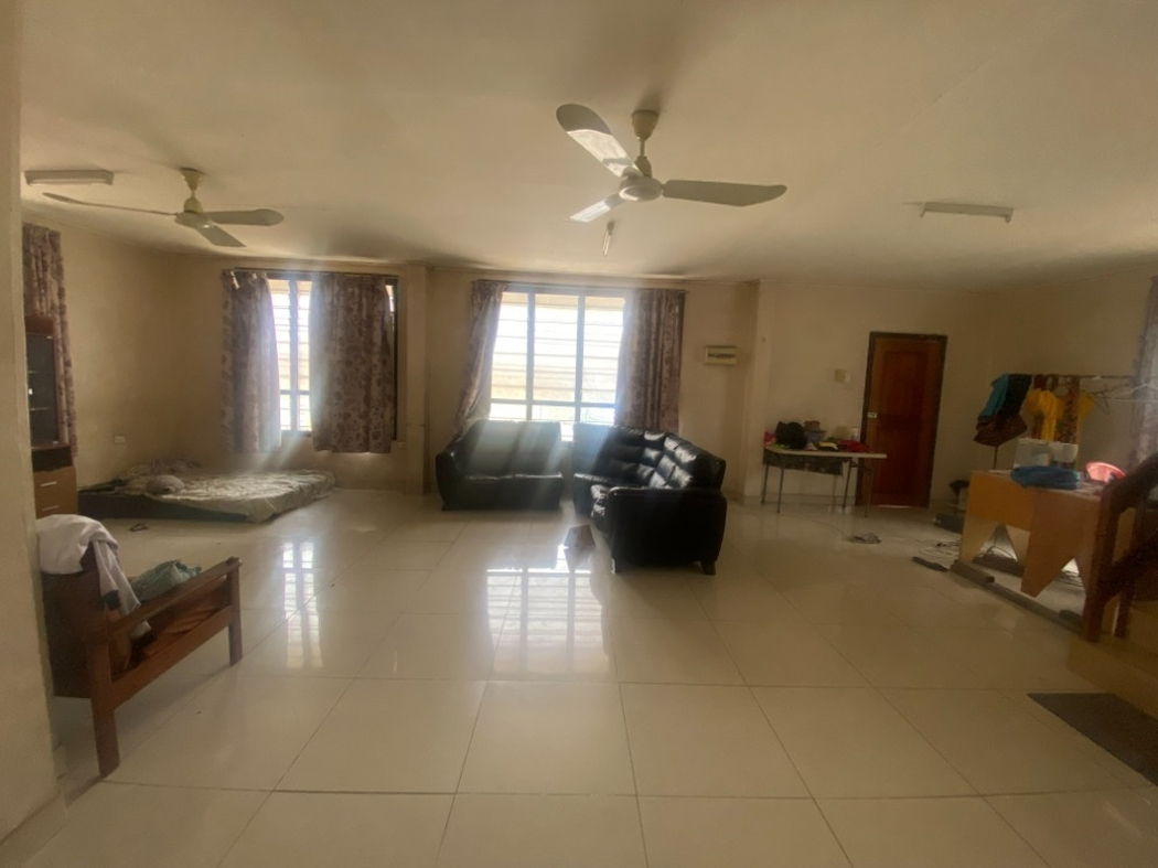 Gallery 01